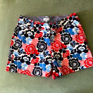 Floral Crown and Ivy shorts